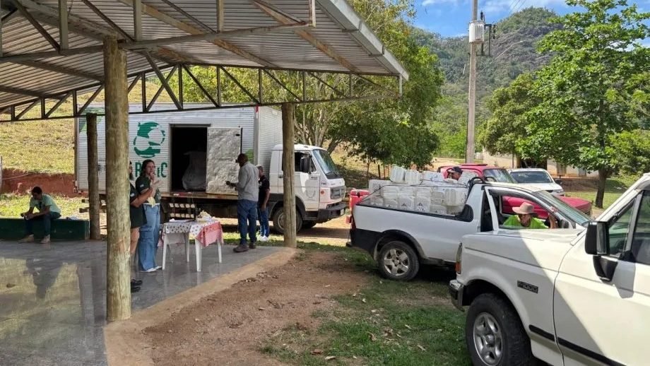 Mutirão recolhe 187 embalagens vazias de agrotóxicos em Cachoeiro