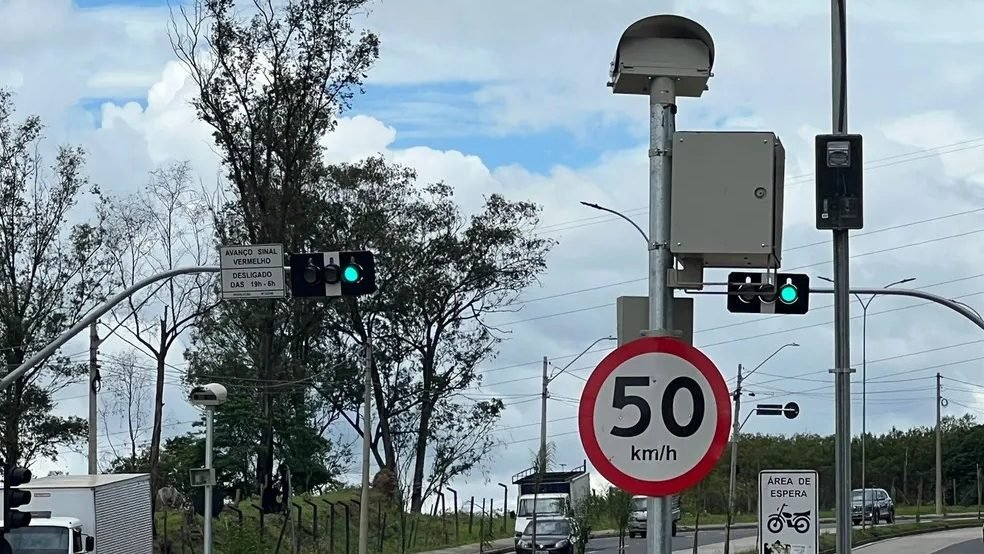Radar de velocidade média entra em teste em oito estados, por ora sem multa