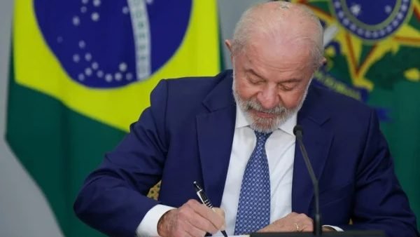 Lula sanciona o Redata, regime que corta impostos para data centers no Brasil