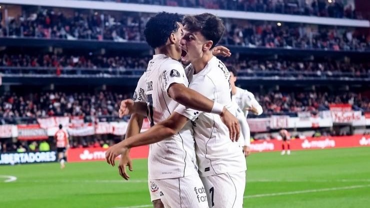Corinthians recebe o Estudiantes com time descansado e arena ampliada por vaga na semifinal
