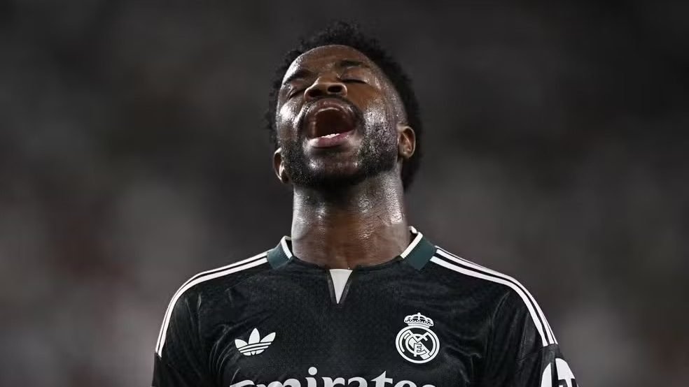 Vini Jr. admite má fase no Real Madrid: 'Não posso falhar tanto'
