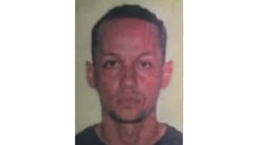 Homem apontado como chefe do tráfico é morto a tiros em terraço de casa em Vila Velha
