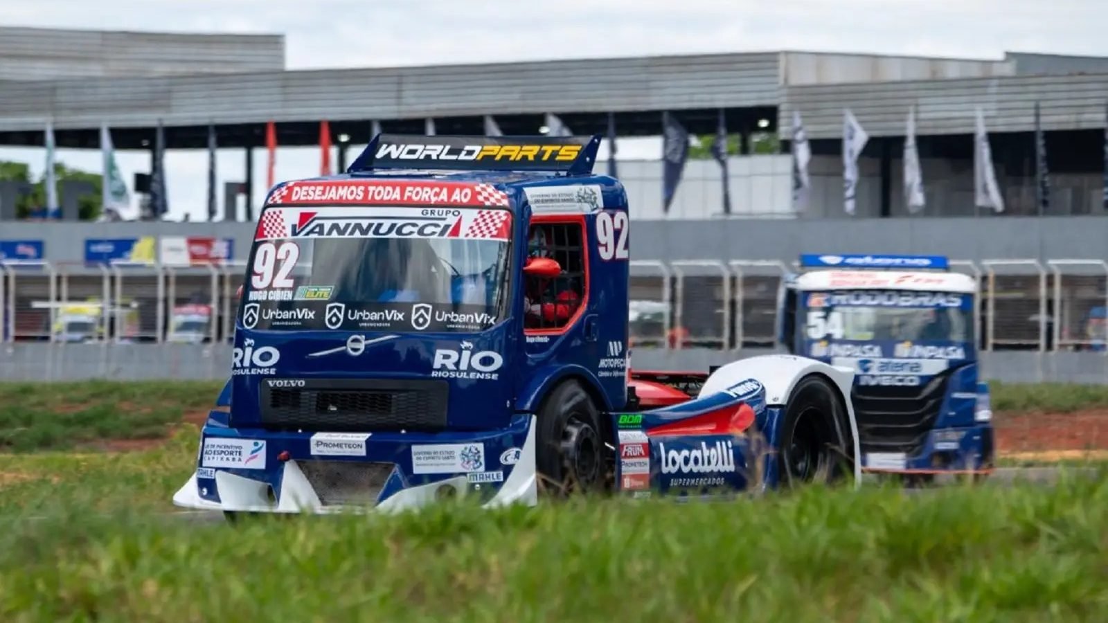 Capixaba Hugo Cibien sobe oito posições e termina em 4º na Copa Truck